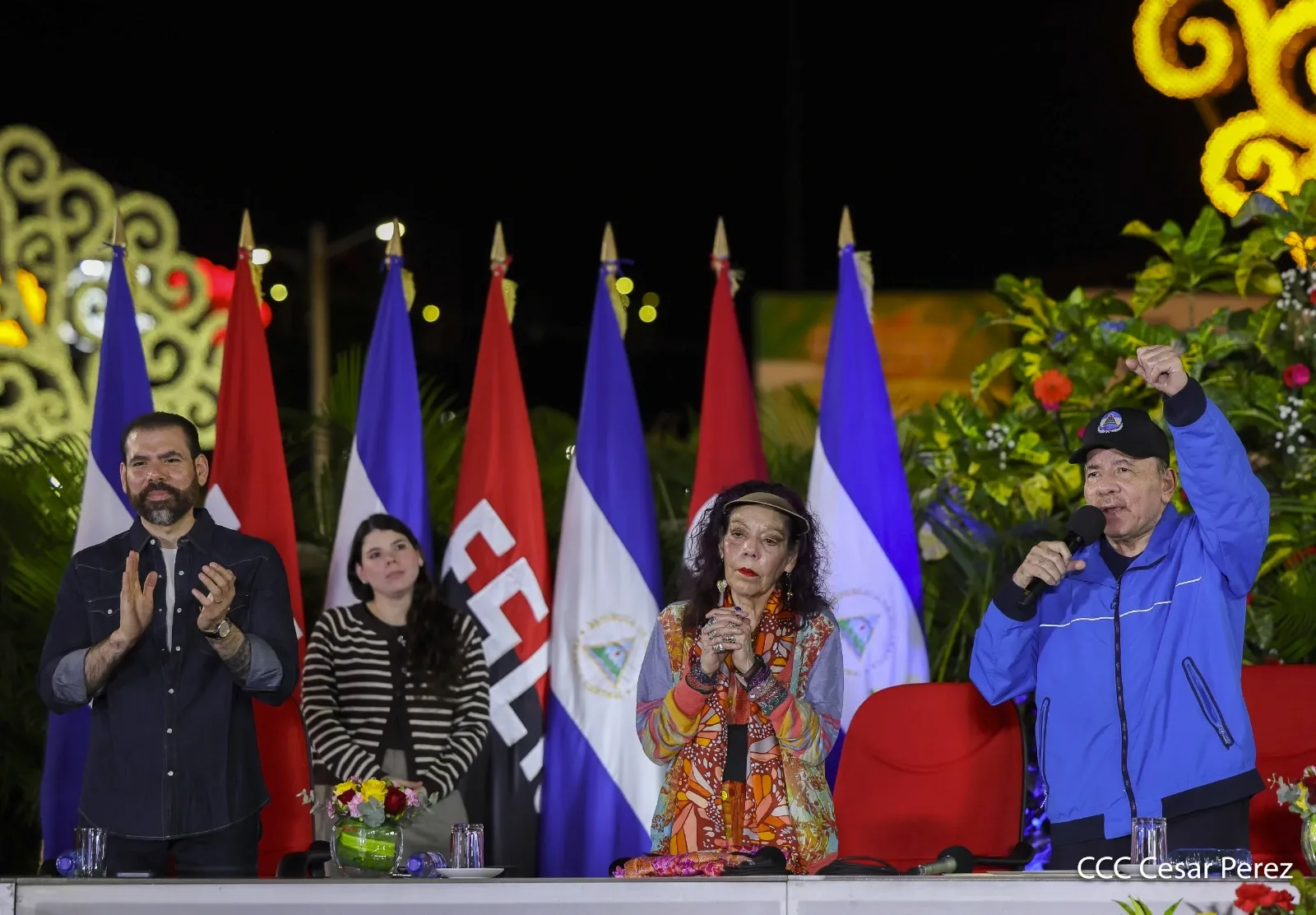 Cooperativas de Nicaragua reciben nuevas unidades de autobuses y microbuses de China