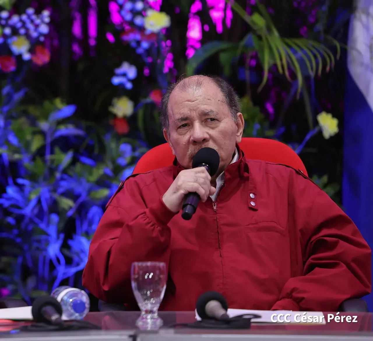 Entrega del Hospital Sandino Nuevo Amanecer en saludo al General de Hombres y Mujeres Libres
