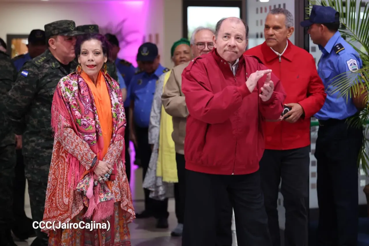 Entrega del Hospital Sandino Nuevo Amanecer en saludo al General de Hombres y Mujeres Libres