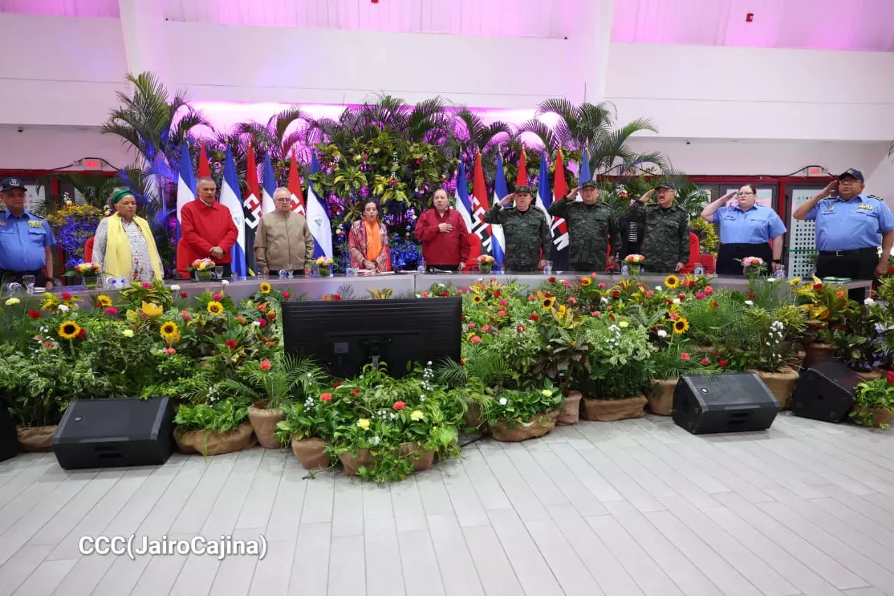 Entrega del Hospital Sandino Nuevo Amanecer en saludo al General de Hombres y Mujeres Libres