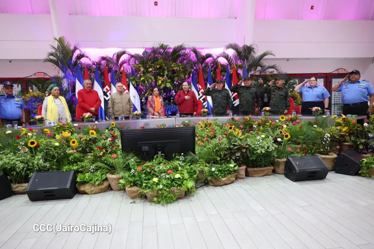 Entrega del Hospital Sandino Nuevo Amanecer en saludo al General de Hombres y Mujeres Libres