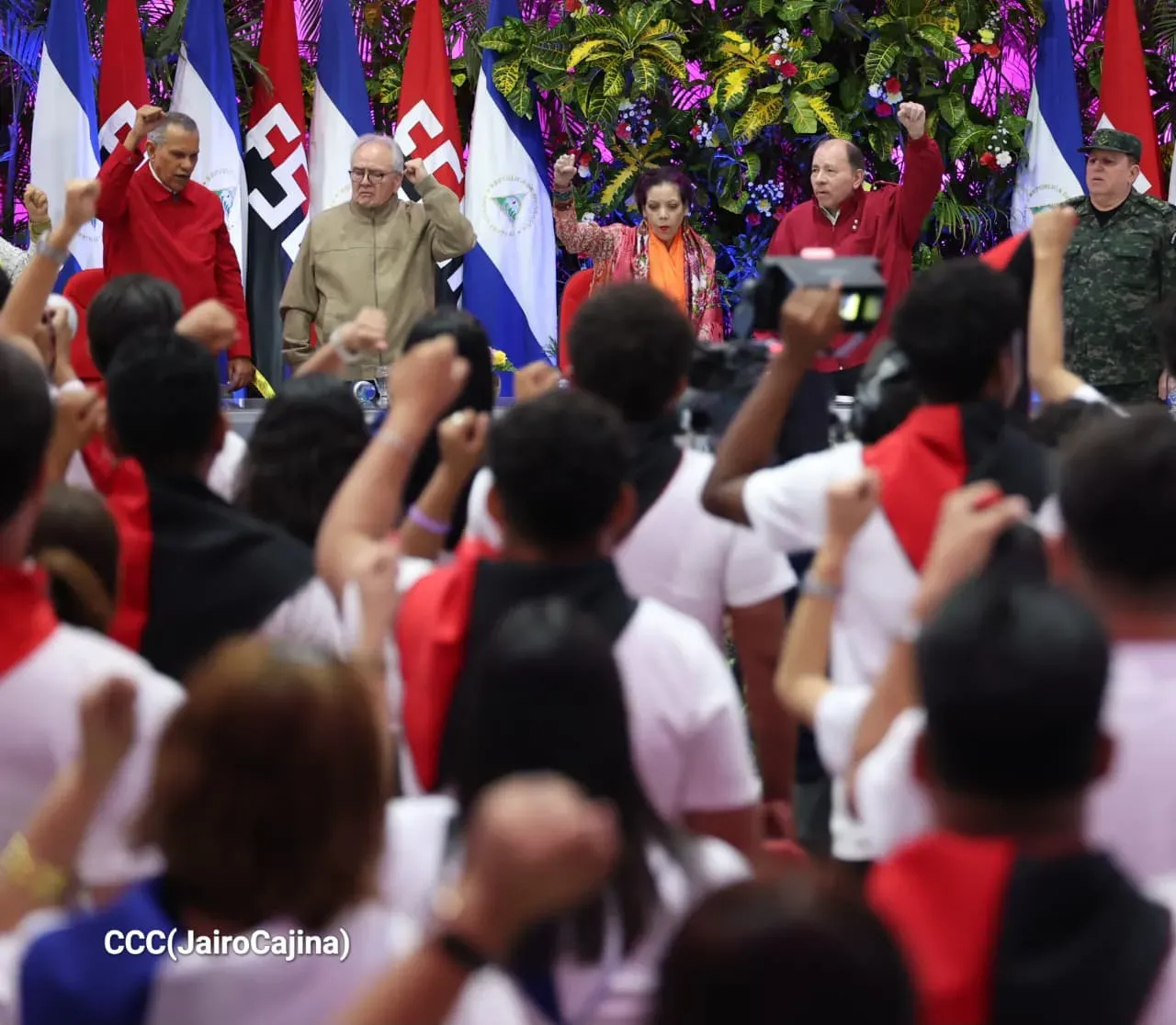 Entrega del Hospital Sandino Nuevo Amanecer en saludo al General de Hombres y Mujeres Libres