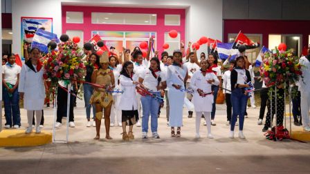 Entrega del Hospital Sandino Nuevo Amanecer en saludo al General de Hombres y Mujeres Libres
