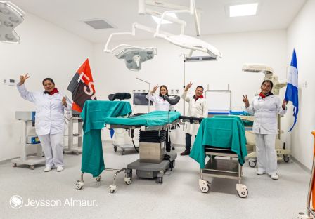 Entrega del Hospital Sandino Nuevo Amanecer en saludo al General de Hombres y Mujeres Libres