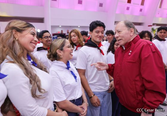 Entrega del Hospital Sandino Nuevo Amanecer en saludo al General de Hombres y Mujeres Libres