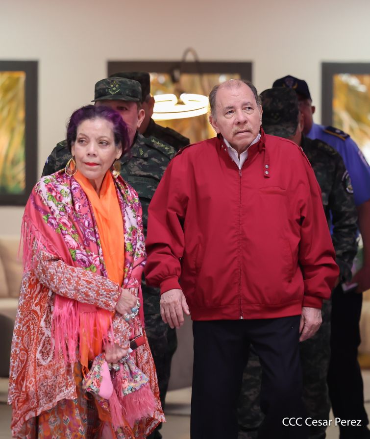 Entrega del Hospital Sandino Nuevo Amanecer en saludo al General de Hombres y Mujeres Libres