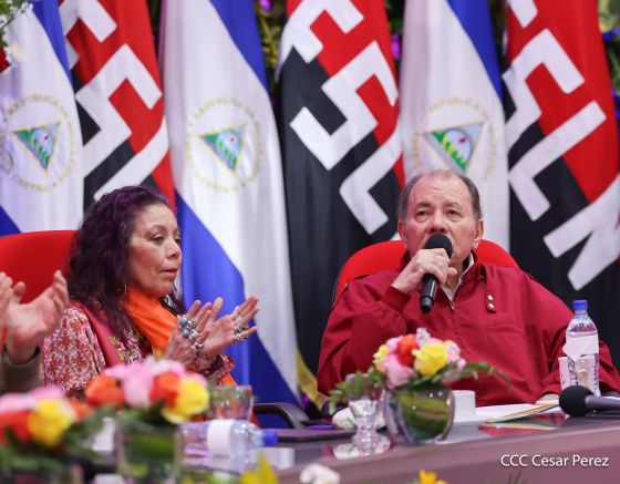 Entrega del Hospital Sandino Nuevo Amanecer en saludo al General de Hombres y Mujeres Libres
