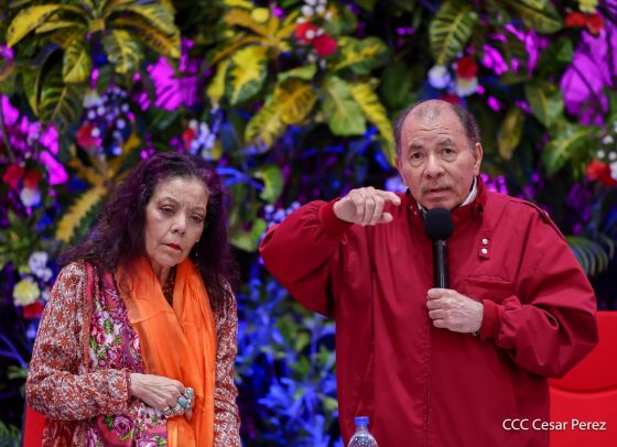 Entrega del Hospital Sandino Nuevo Amanecer en saludo al General de Hombres y Mujeres Libres