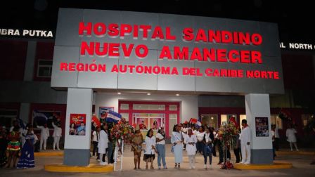 Entrega del Hospital Sandino Nuevo Amanecer en saludo al General de Hombres y Mujeres Libres