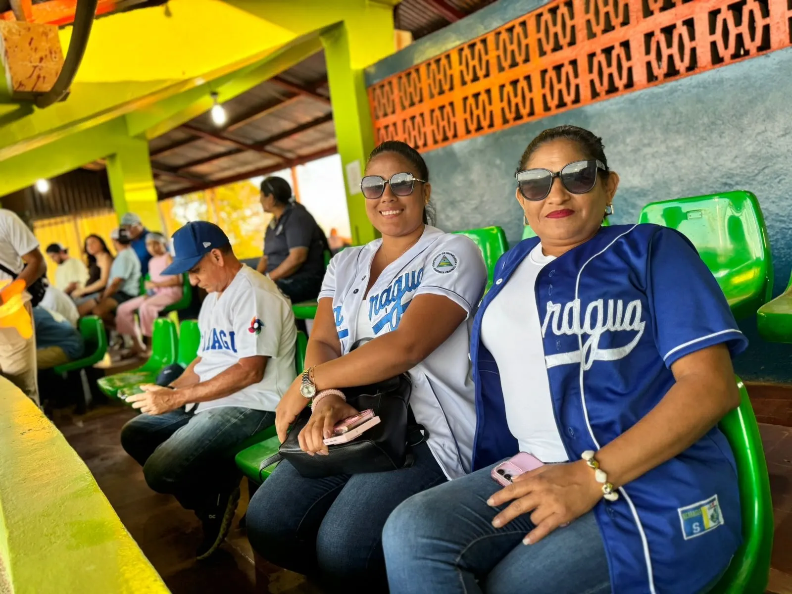 Estadio Yamil Ríos Ugarte recibe la intensidad del béisbol entre Nicaragua y Cuba