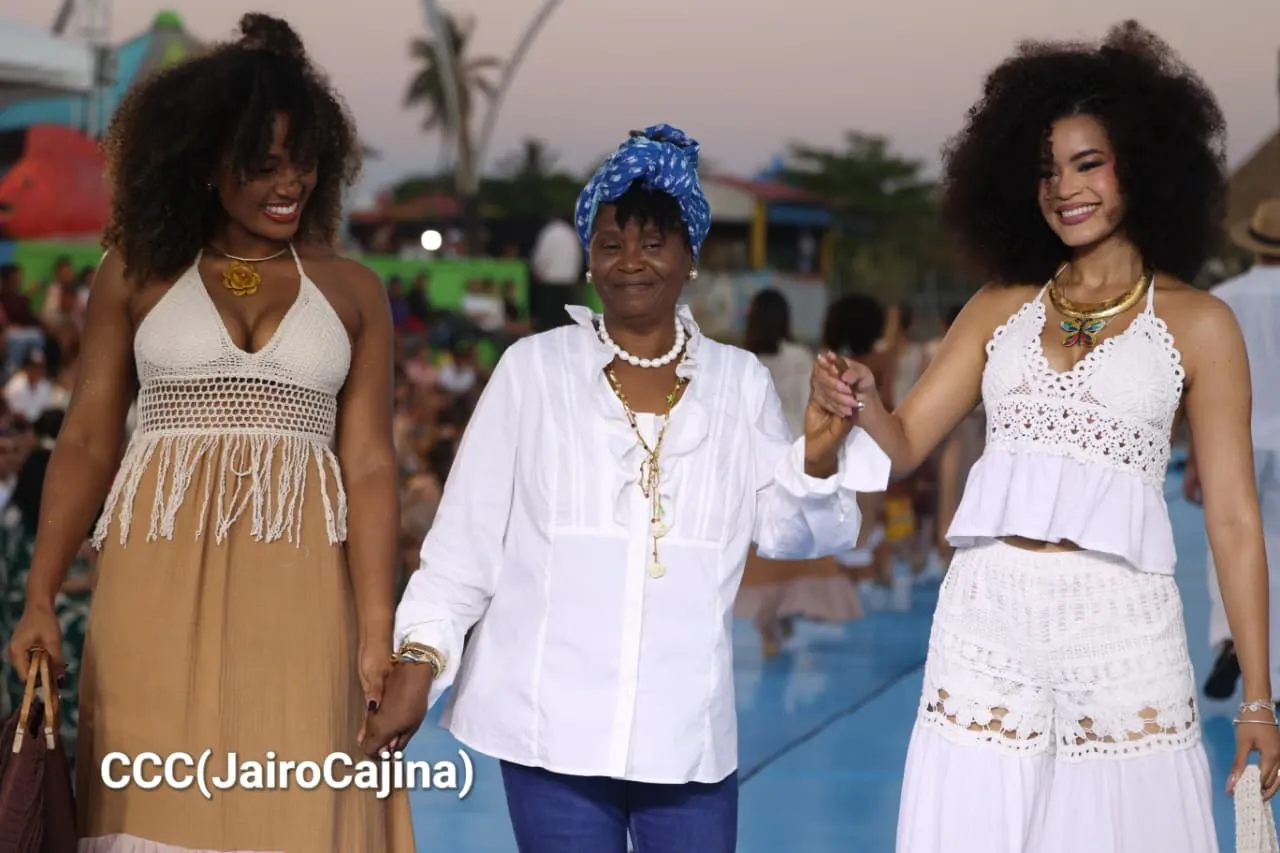 Pasarela de Nicaragua Diseña en Las Peñitas, León