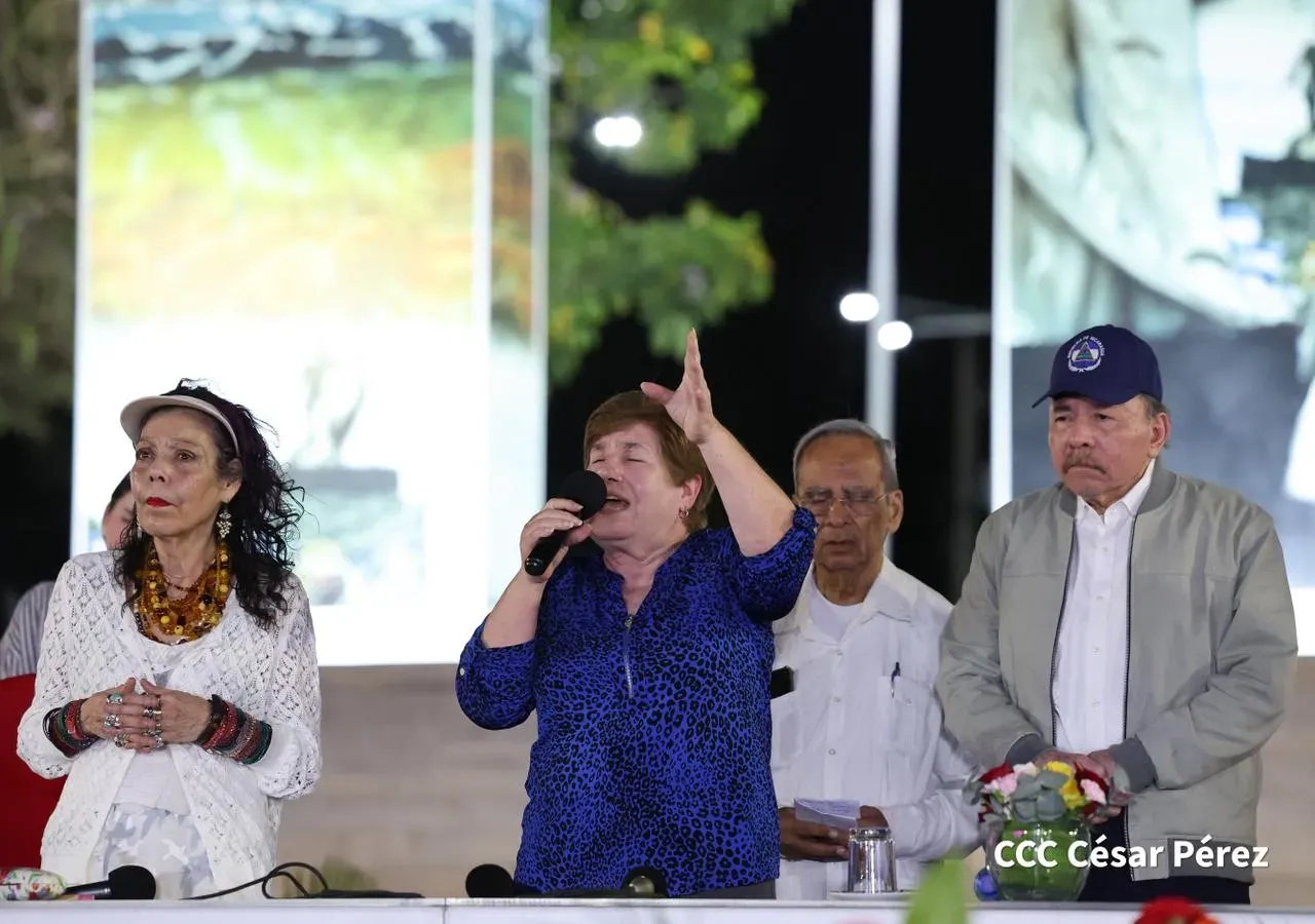 Acto central de celebración de Abril: Mes de la Paz