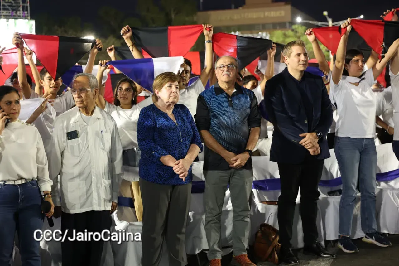 Acto central de celebración de Abril: Mes de la Paz