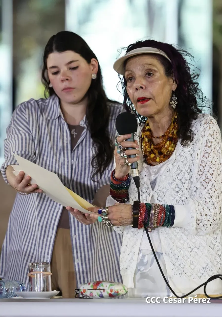 Acto central de celebración de Abril: Mes de la Paz