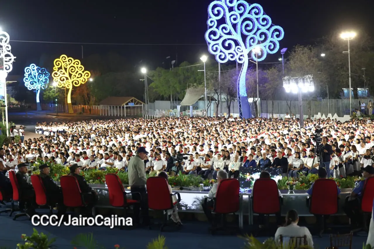 Acto central de celebración de Abril: Mes de la Paz