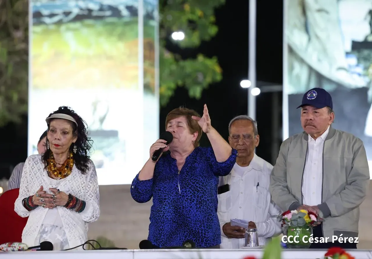 Acto central de celebración de Abril: Mes de la Paz