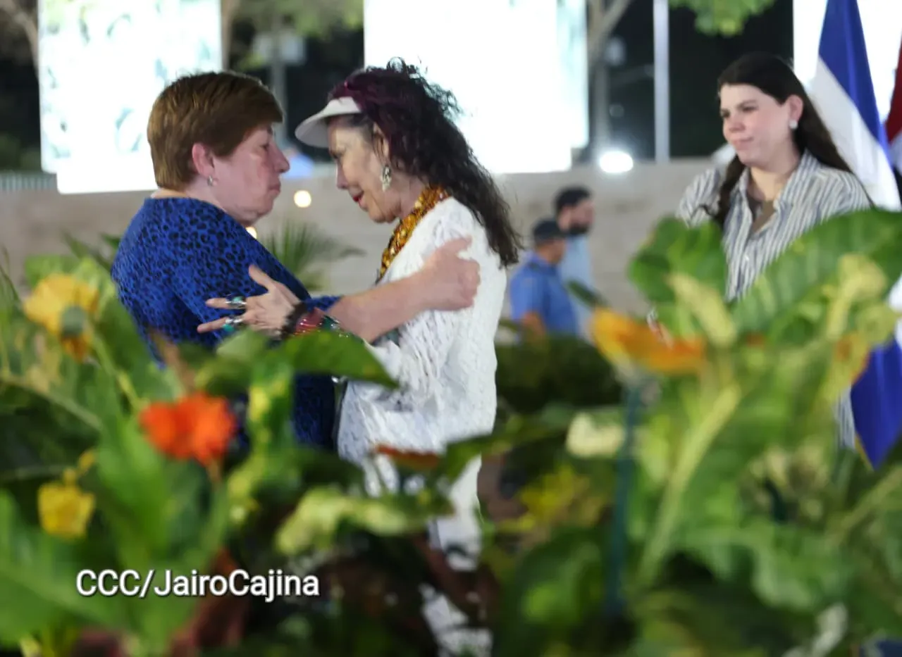 Acto central de celebración de Abril: Mes de la Paz