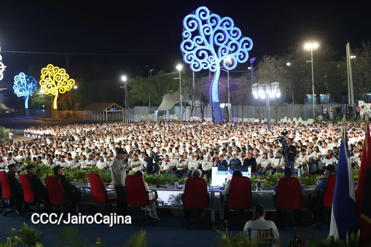 Acto central de celebración de Abril: Mes de la Paz