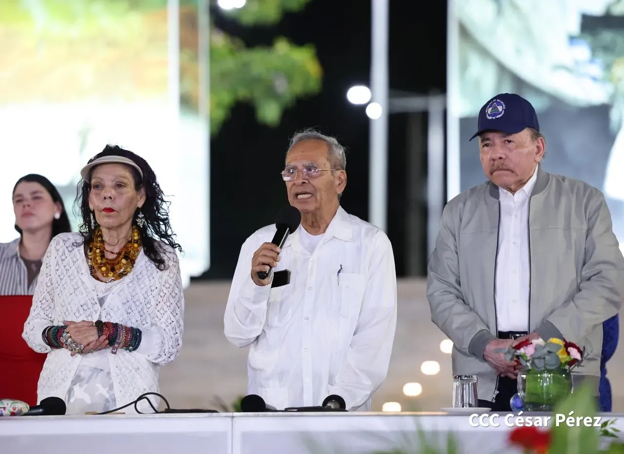 Acto central de celebración de Abril: Mes de la Paz