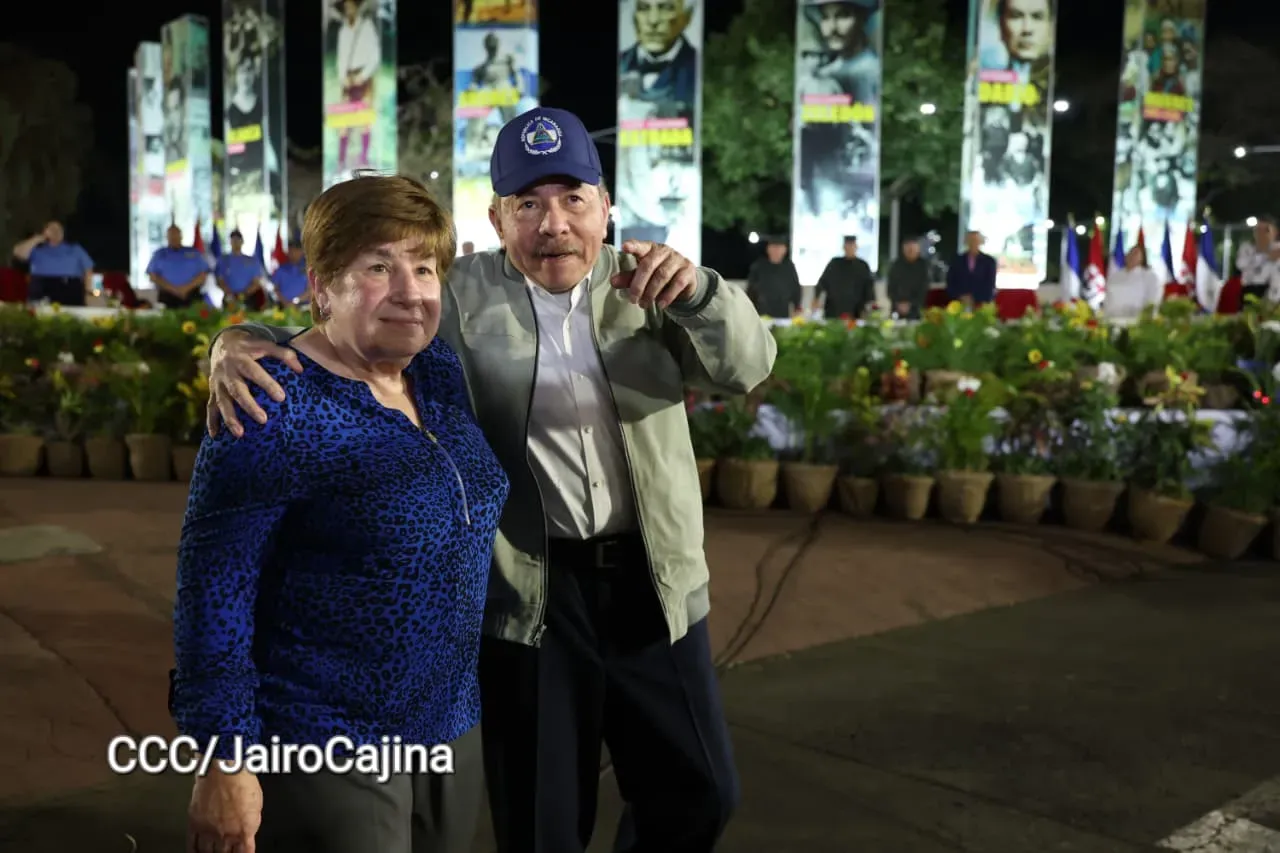 Acto central de celebración de Abril: Mes de la Paz