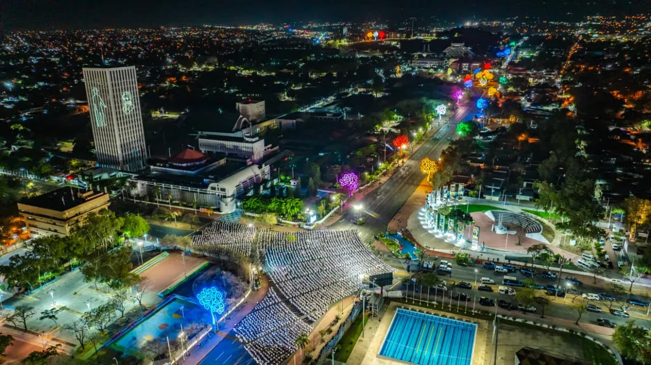 Acto central de celebración de Abril: Mes de la Paz