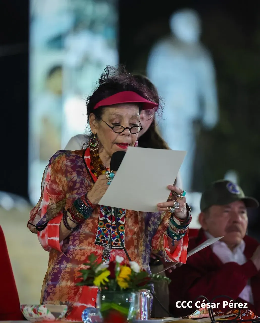 Daniel y Rosario presiden Acto Central por el Día de la Dignidad Nacional