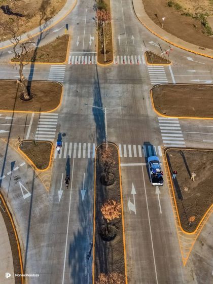 Inauguración de la Pista General Miguel Ángel Ortez y Guillén 