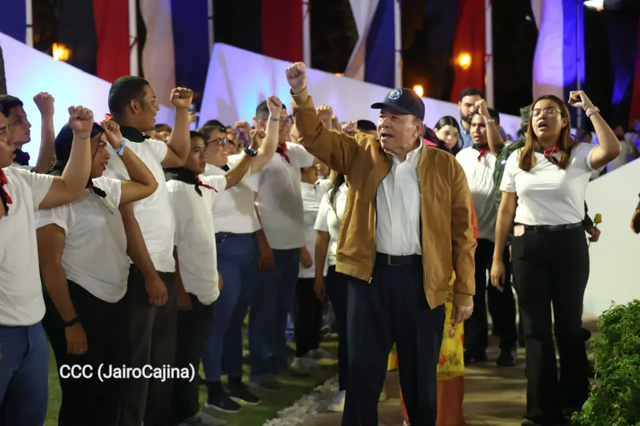 Acto en homenaje al 131.º aniversario del natalicio del General Augusto C. Sandino
