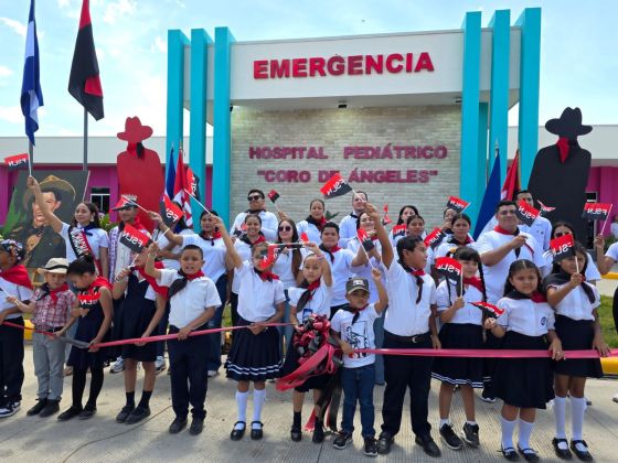 Inauguración del Hospital Pediátrico “Coro de Ángeles”