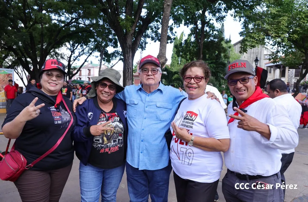 Multitudinaria caminata recuerda la histórica toma del Fortín de Acosasco en León