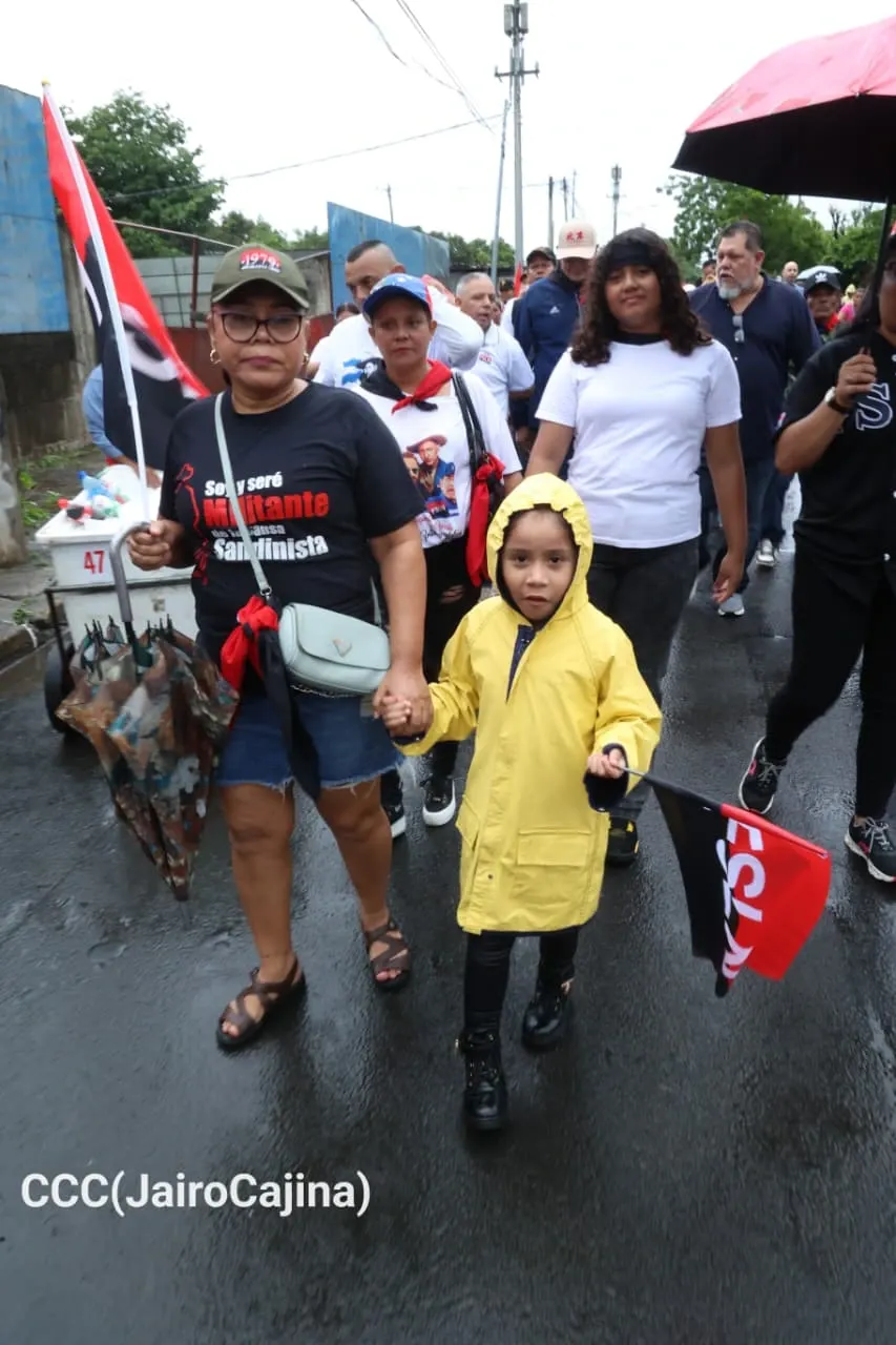 Militancia sandinista protagoniza caminata en homenaje al 47/19 en Managua