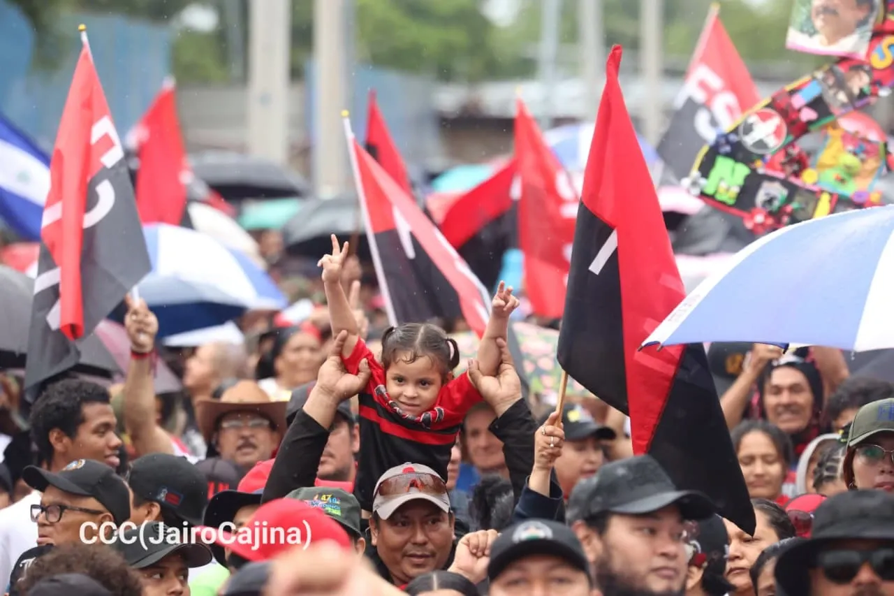Militancia sandinista protagoniza caminata en homenaje al 47/19 en Managua