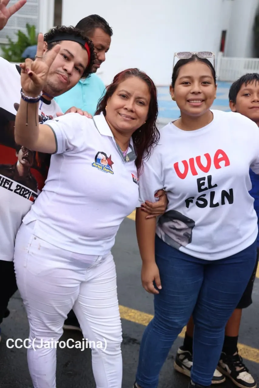 Militancia sandinista protagoniza caminata en homenaje al 47/19 en Managua