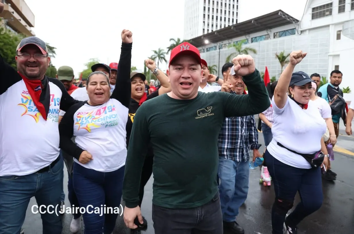 Militancia sandinista protagoniza caminata en homenaje al 47/19 en Managua