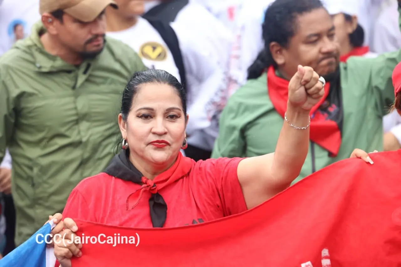 Militancia sandinista protagoniza caminata en homenaje al 47/19 en Managua