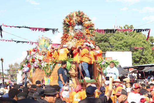 Santo Domingo de Guzmán regresa a su morada en Las Sierritas