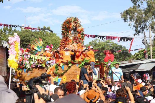 Santo Domingo de Guzmán regresa a su morada en Las Sierritas