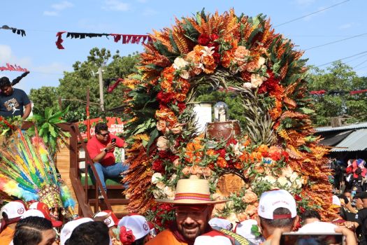 Santo Domingo de Guzmán regresa a su morada en Las Sierritas