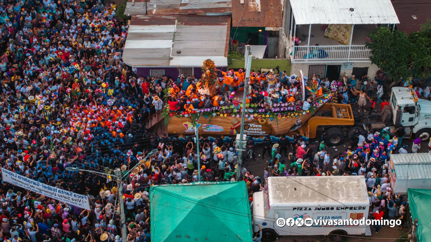 Santo Domingo de Guzmán regresa a su morada en Las Sierritas