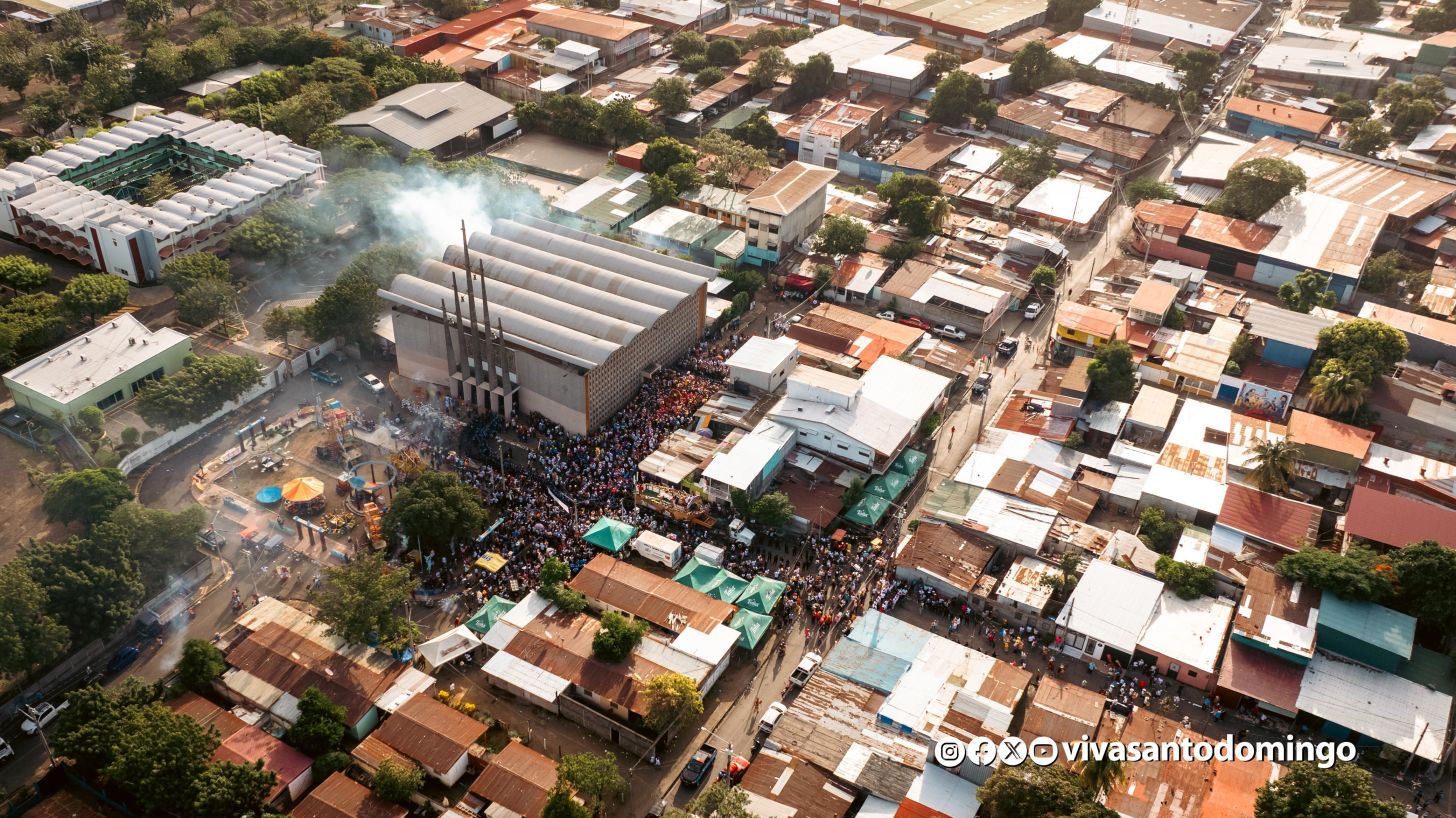 Santo Domingo de Guzmán regresa a su morada en Las Sierritas