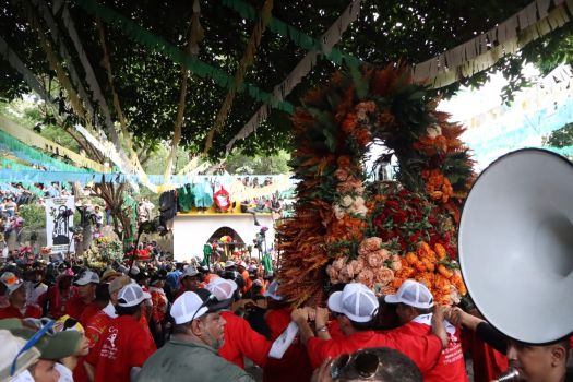 Santo Domingo de Guzmán regresa a su morada en Las Sierritas