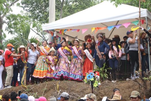 Santo Domingo de Guzmán regresa a su morada en Las Sierritas