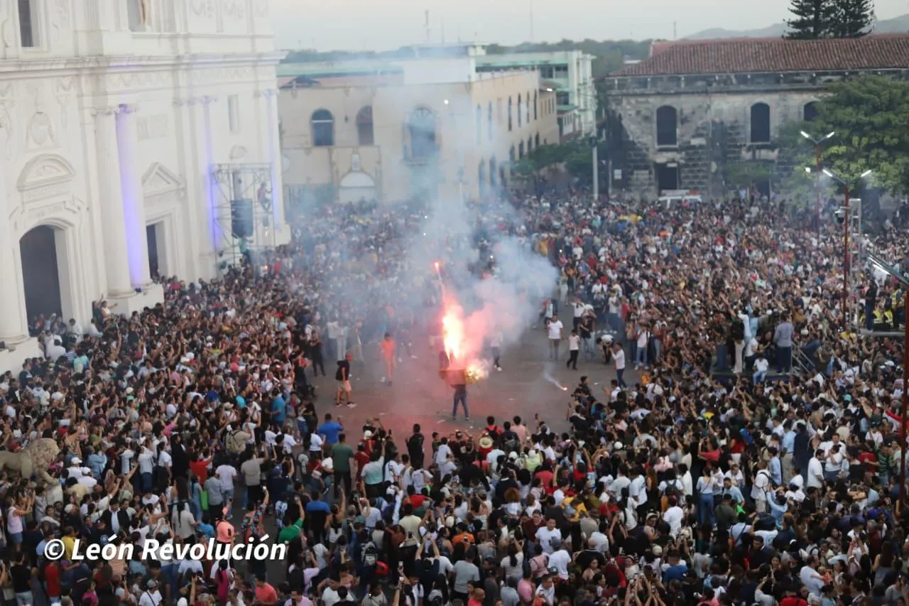 "Gritería Chiquita" en honor a la Asunción de María 