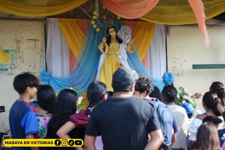 "Gritería Chiquita" en honor a la Asunción de María 