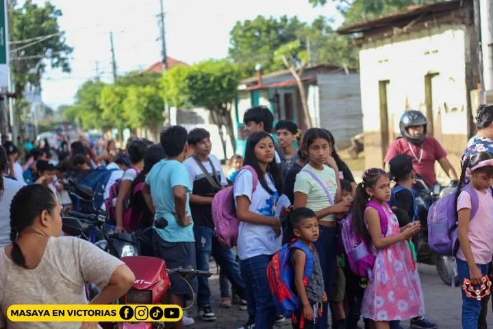 "Gritería Chiquita" en honor a la Asunción de María 
