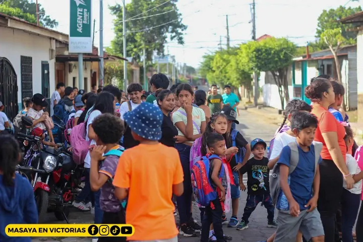 "Gritería Chiquita" en honor a la Asunción de María 