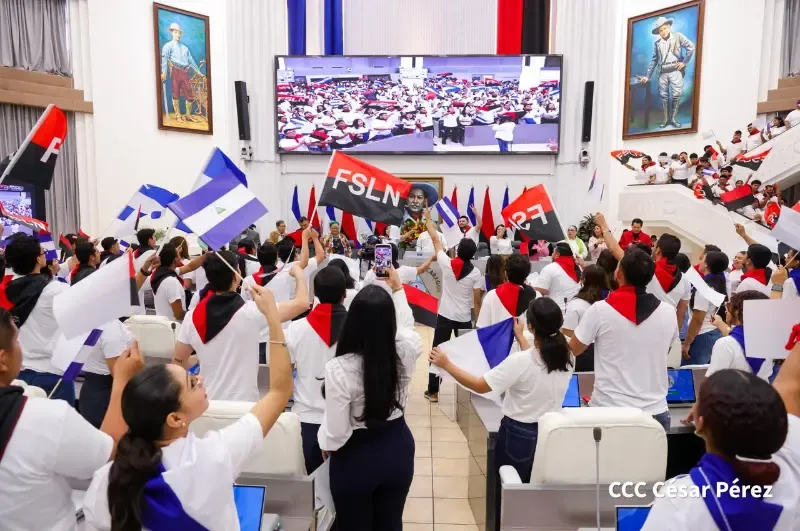 Juventud Sandinista y estudiantes participan en consulta sobre Reforma Constitucional