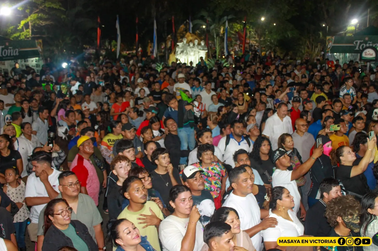 Los Agüizotes recorren Masaya en una noche de cultura y tradición