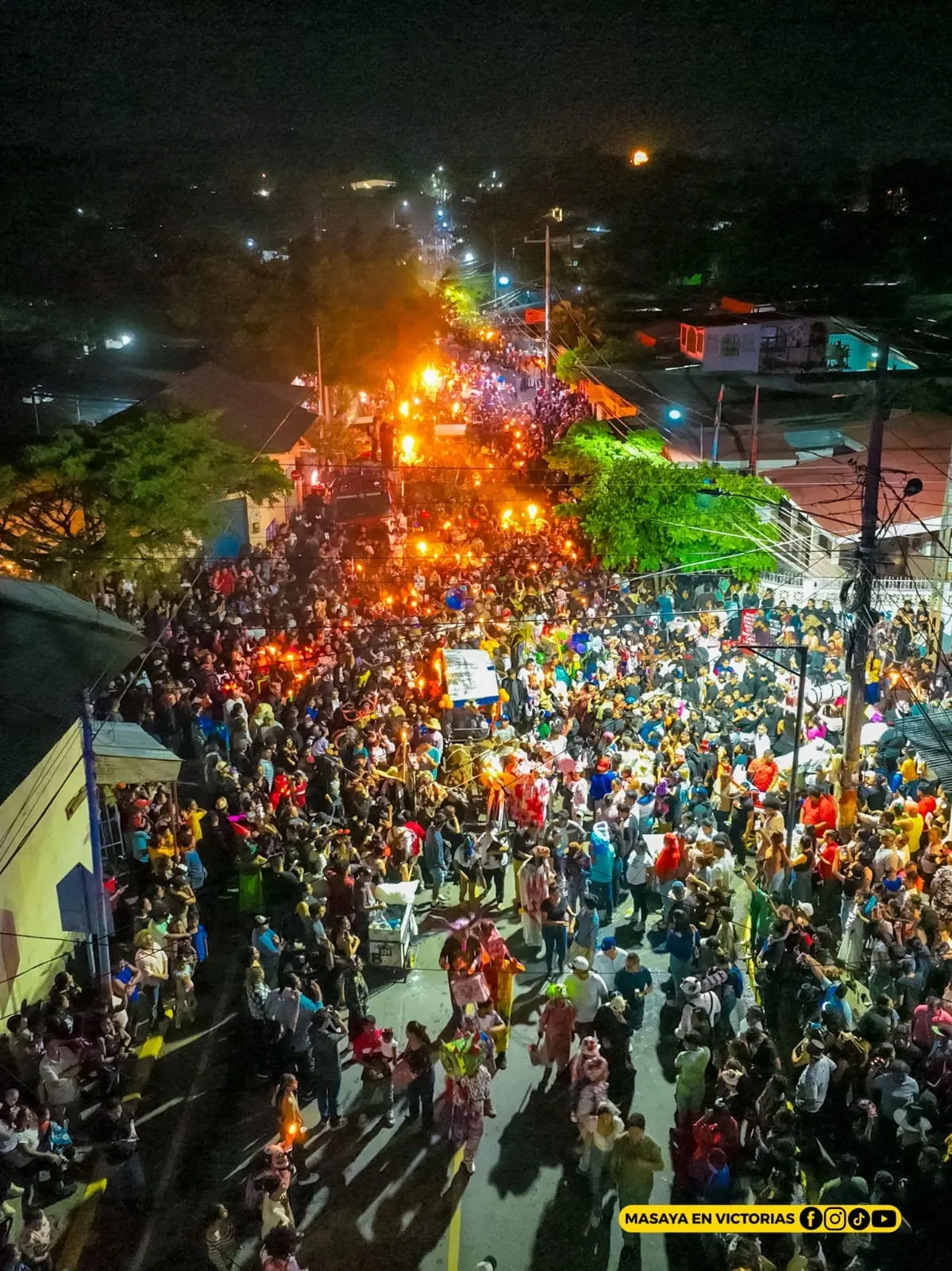 Los Agüizotes recorren Masaya en una noche de cultura y tradición