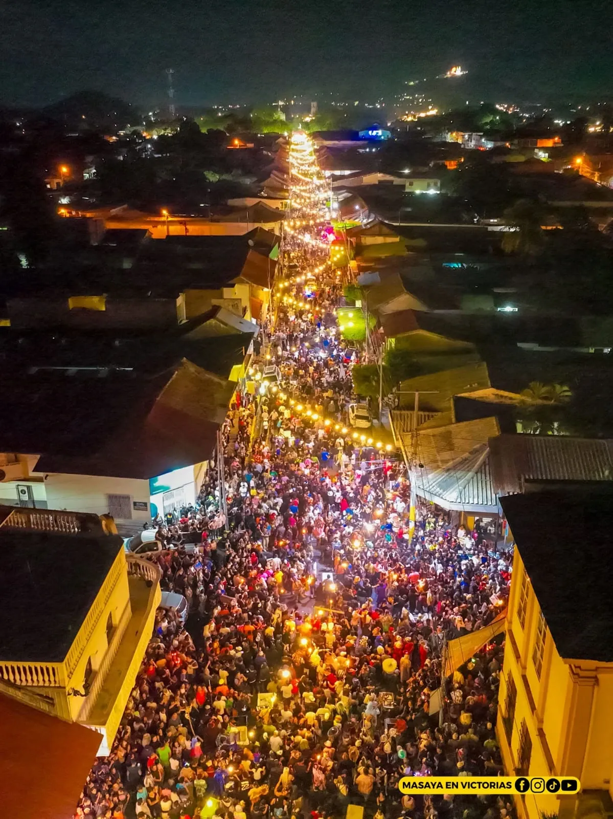 Los Agüizotes recorren Masaya en una noche de cultura y tradición
